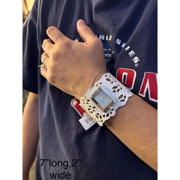 Betsey johnson white filagree lace gothic watch - Picture 2 of 7